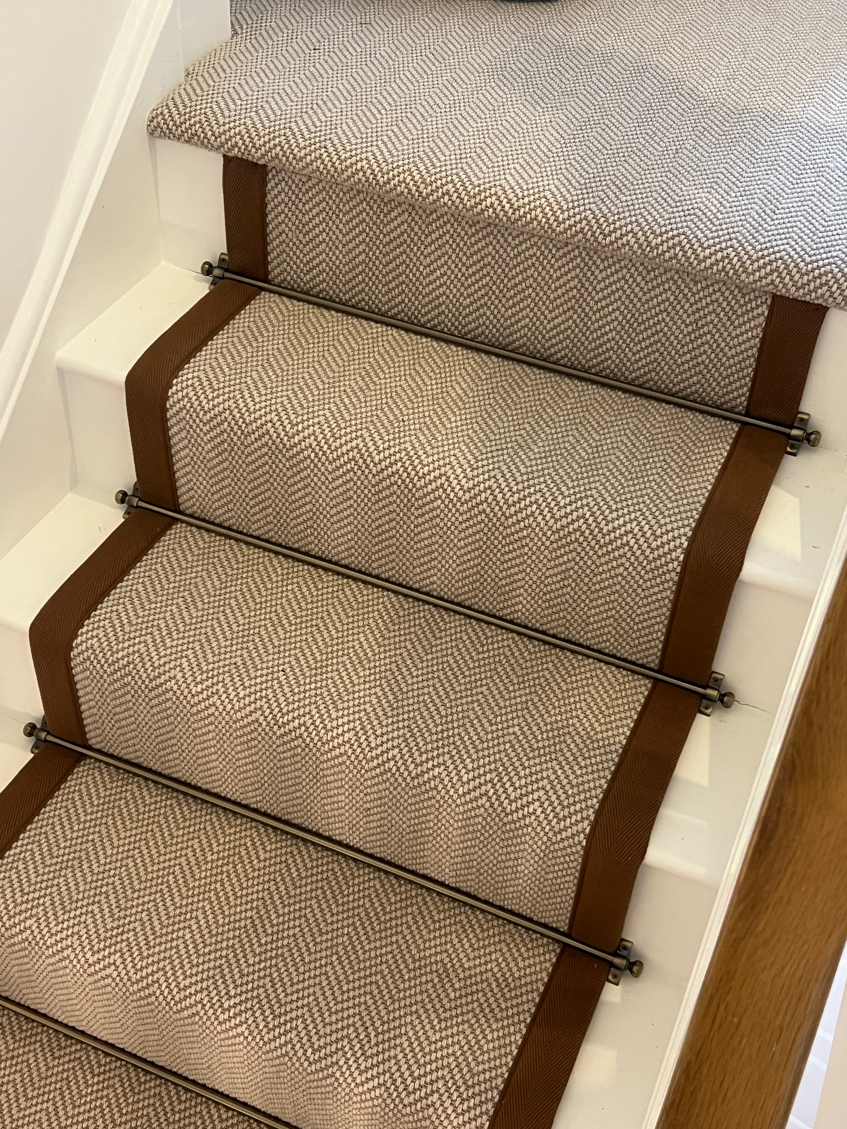 Carpet installation in bedroom