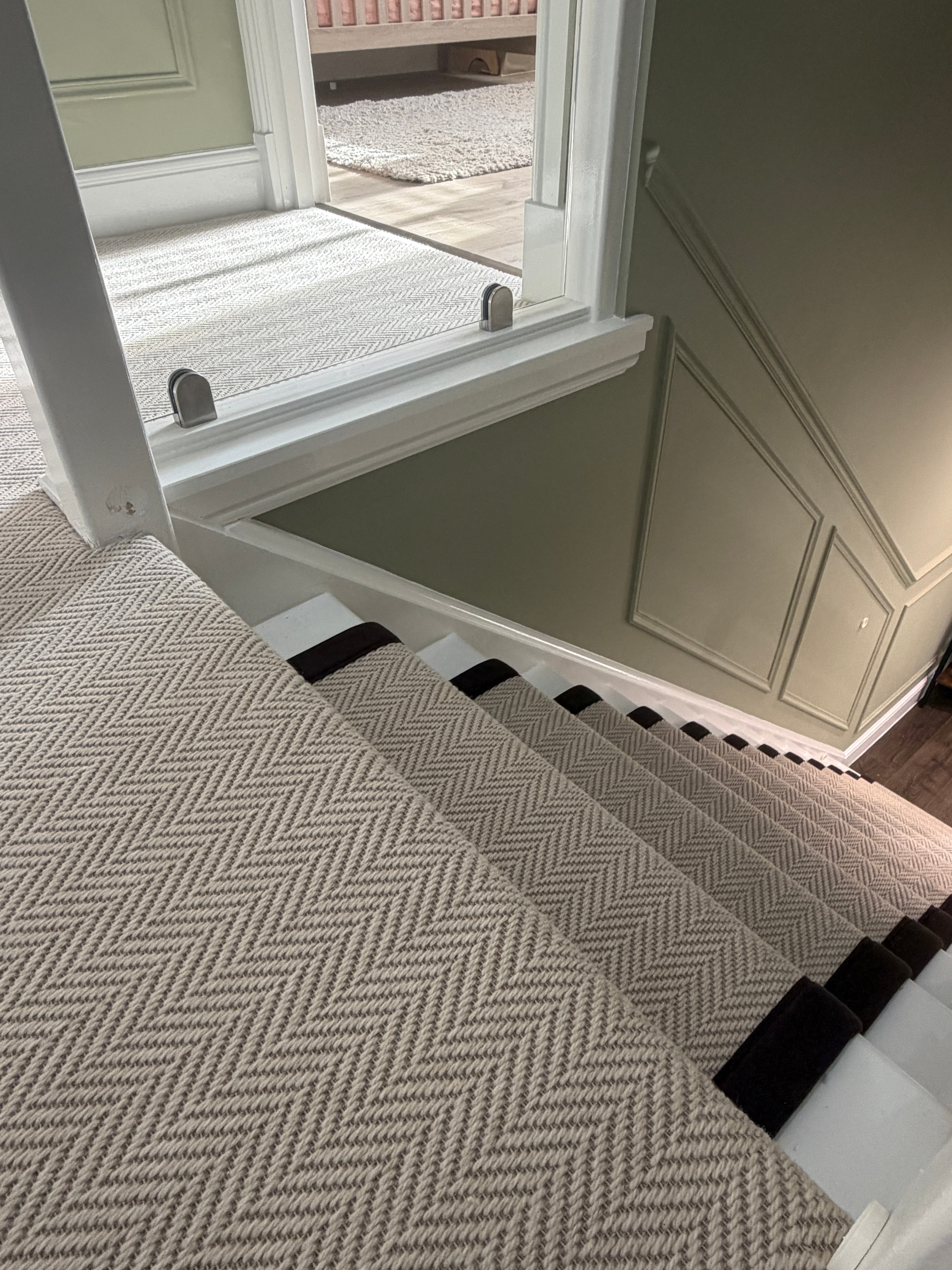 Laminate flooring installation